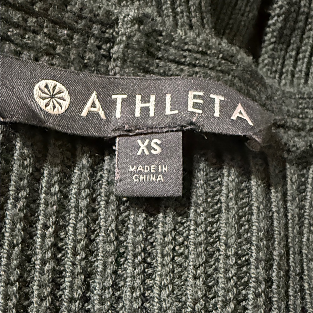 Athleta Dark Green Switchback Pullover Sweater Wo… - image 3